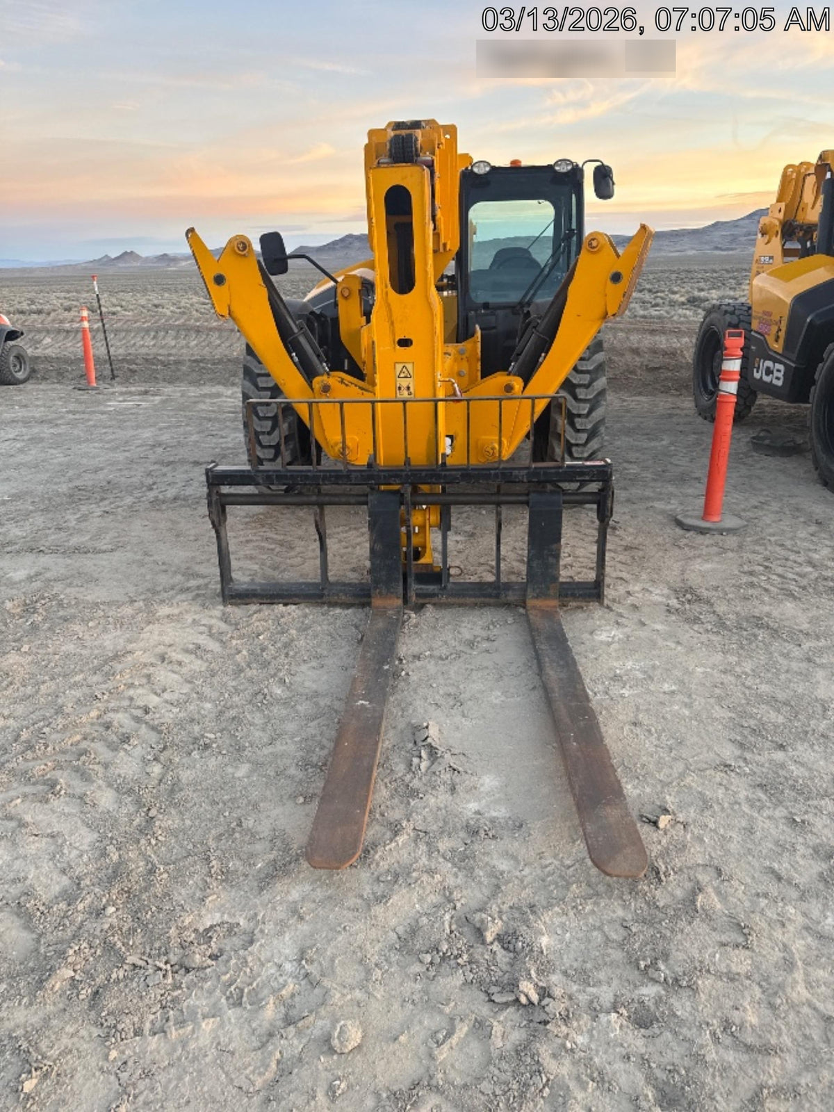 2023 JCB 512-56
