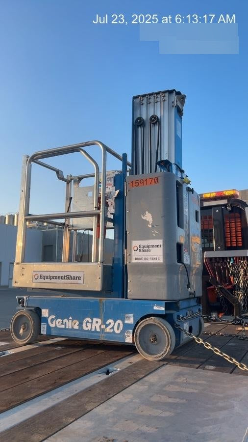 2021 GENIE GR-20