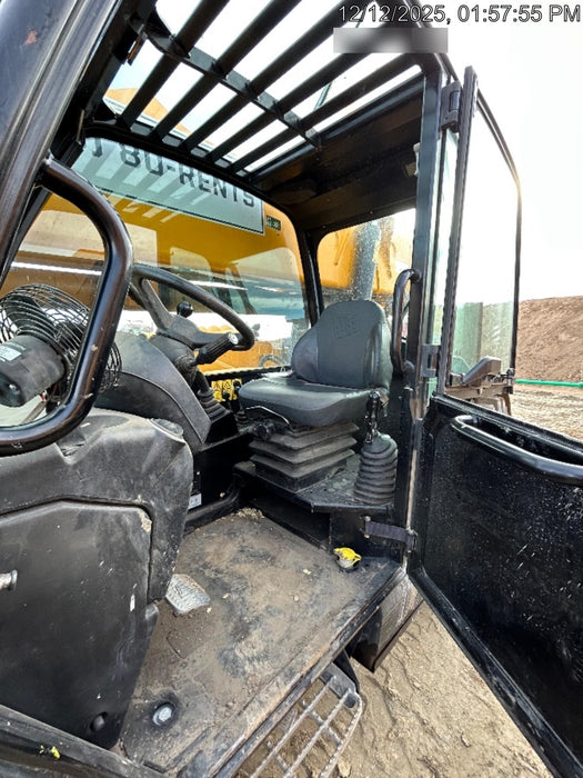 2019 JCB 512-56 Enclosed Cab, 109 HP, Solid Tires, Worklights, Beacon, Aux Hydraulics, Lifting Eye w/66" Carriage/60" Forks