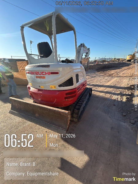 2022 TAKEUCHI TB235-2R