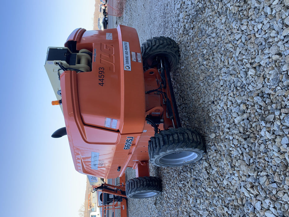 2019 JLG 660SJ
