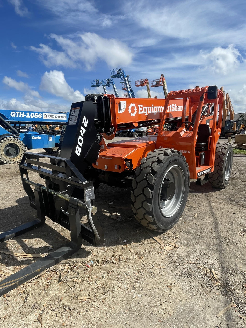 2022 SKYTRAK 8042