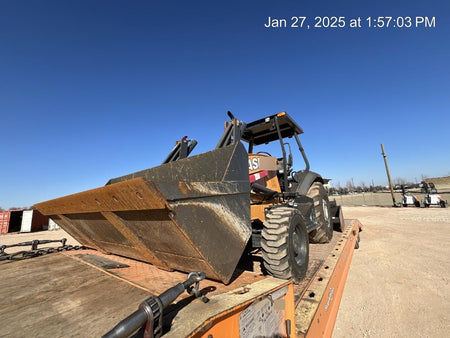 2022 CASE 570N EP