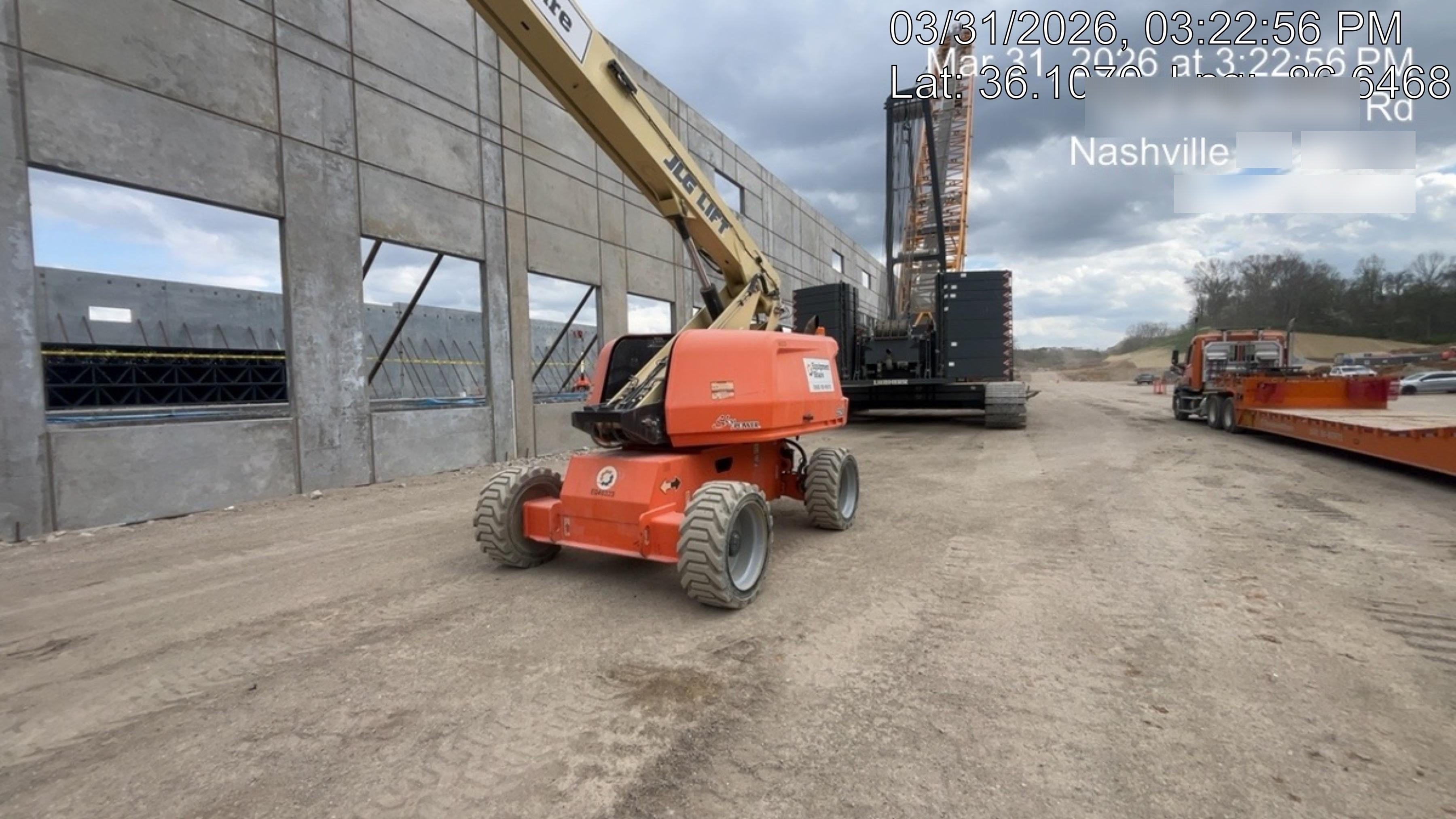 2019 JLG 660SJ