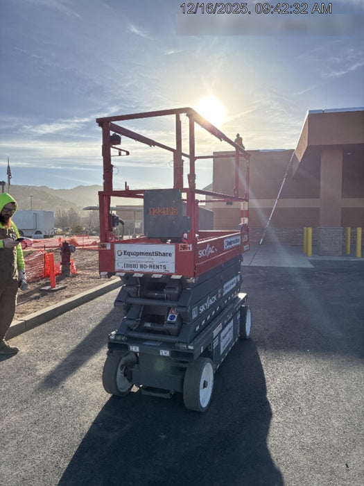 2021 SKYJACK SJIII-3226