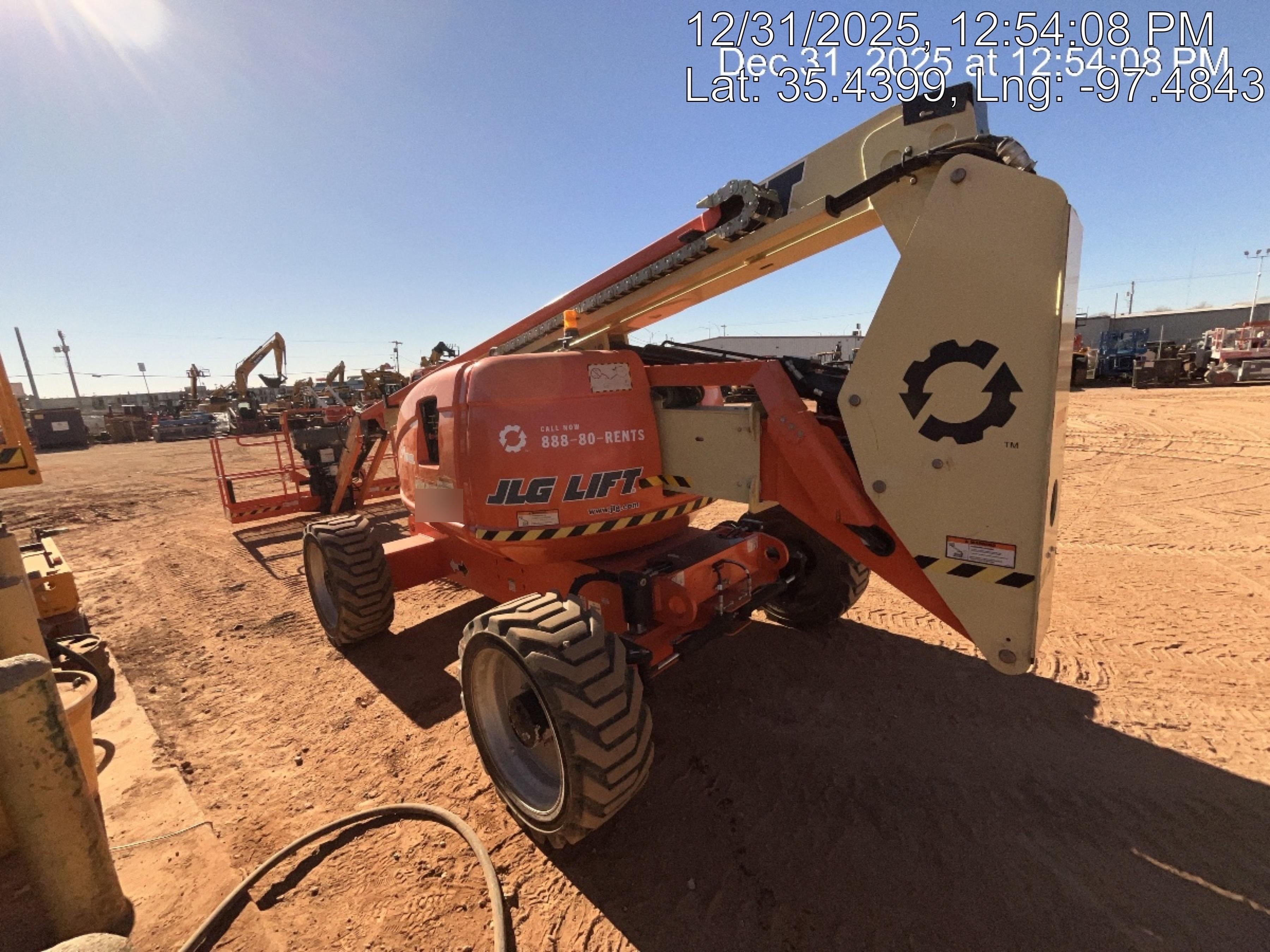 2023 JLG 600AJ