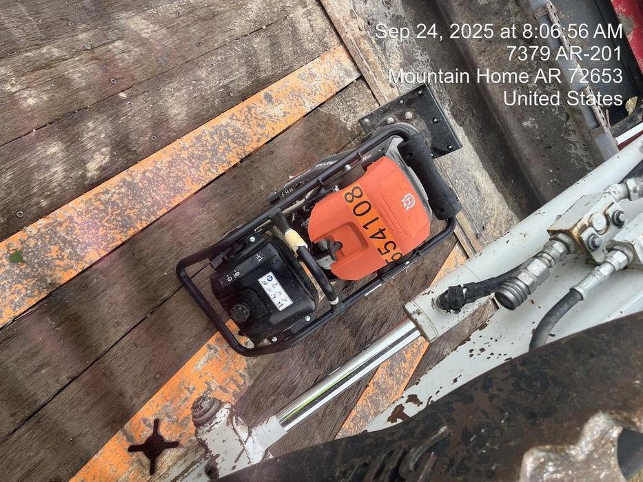 2025 HUSQVARNA LT6005