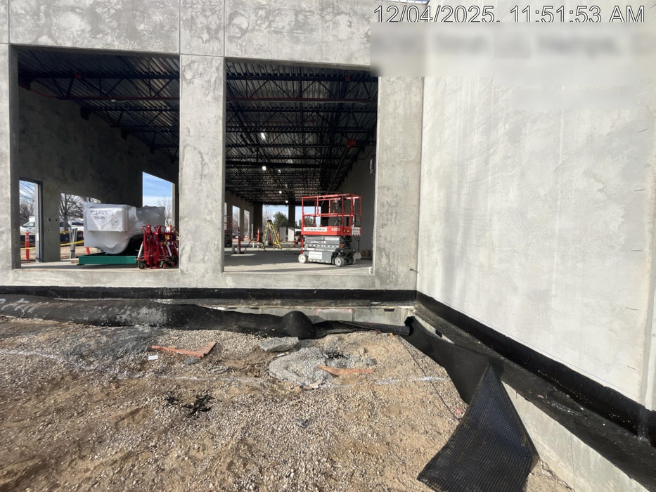 2020 Skyjack SJIII-3219 Solid NM Tires, Half height spring hinged entry gate, Dual Beacons, 800W Inverter