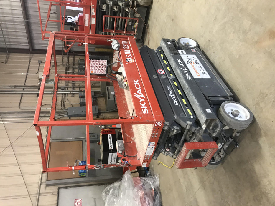 2017 Skyjack SJIII-3219 Skyjack SJ3219, Trojan Battery Set, Extended Warranty 5yr/5k hr