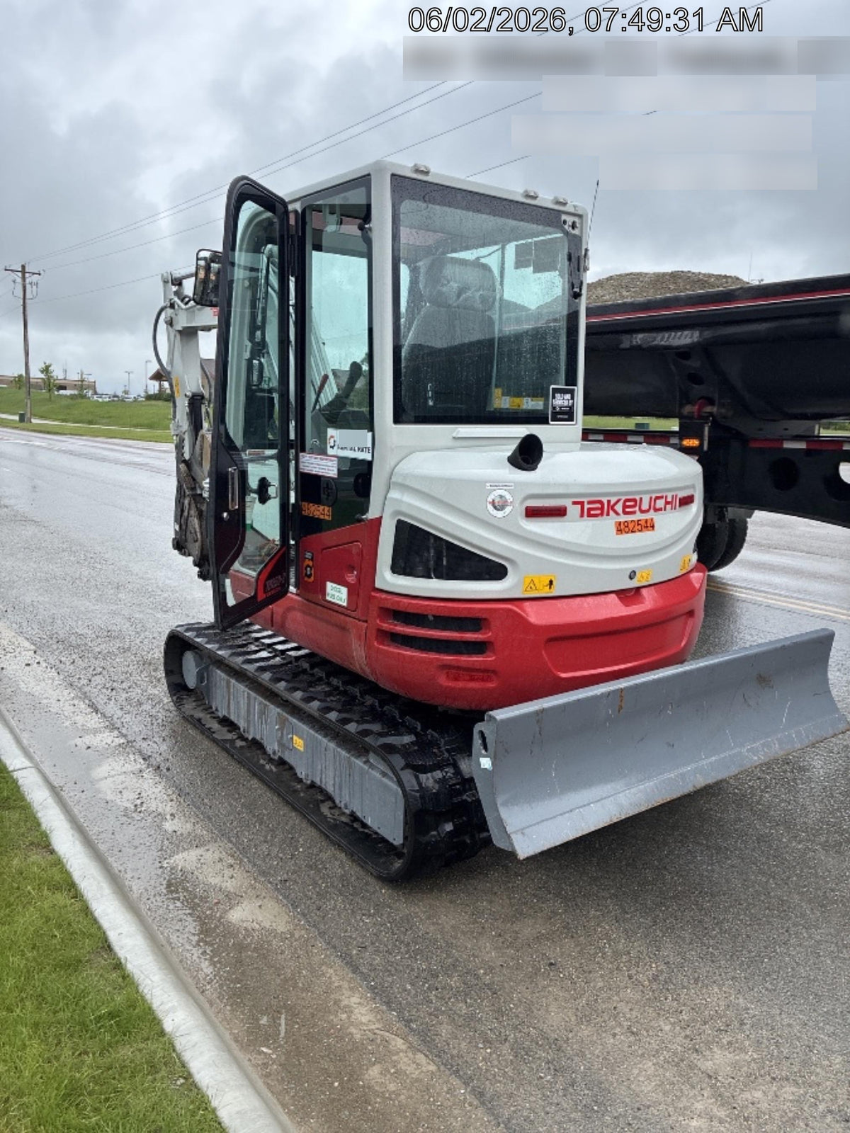2024 TAKEUCHI TB250-2CR