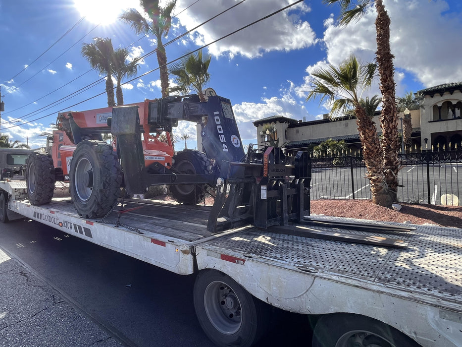 2021 TAKEUCHI 48" Pallet Forks - Takeuchi