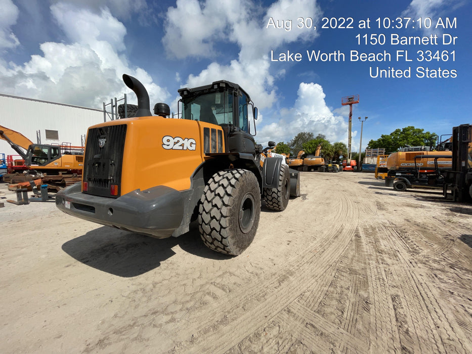 2022 CASE 921G