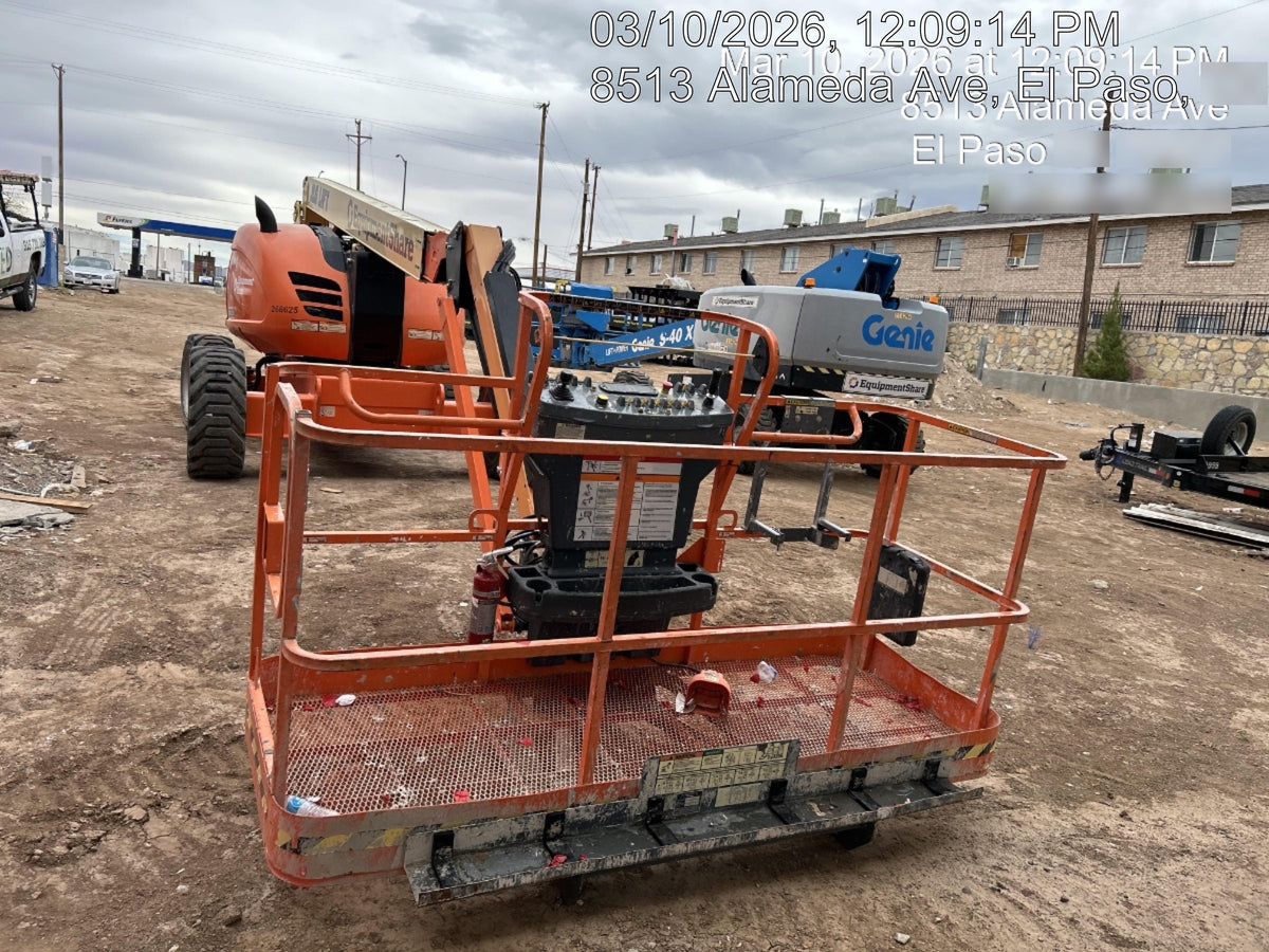 2022 JLG 600AJ
