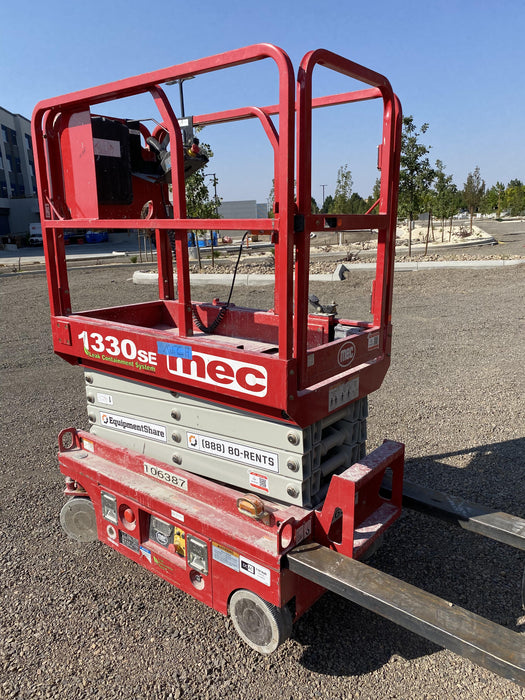 2020 MEC 1330SE Solid NM Tires, Steel Swing out Doors, LCS, Beacon, 900W Inverter