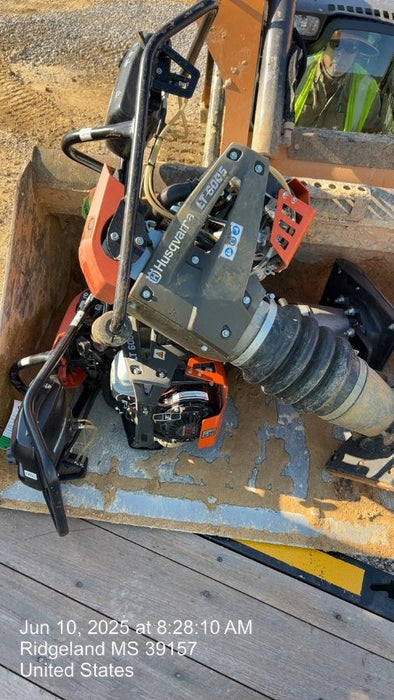 2024 HUSQVARNA LT6005