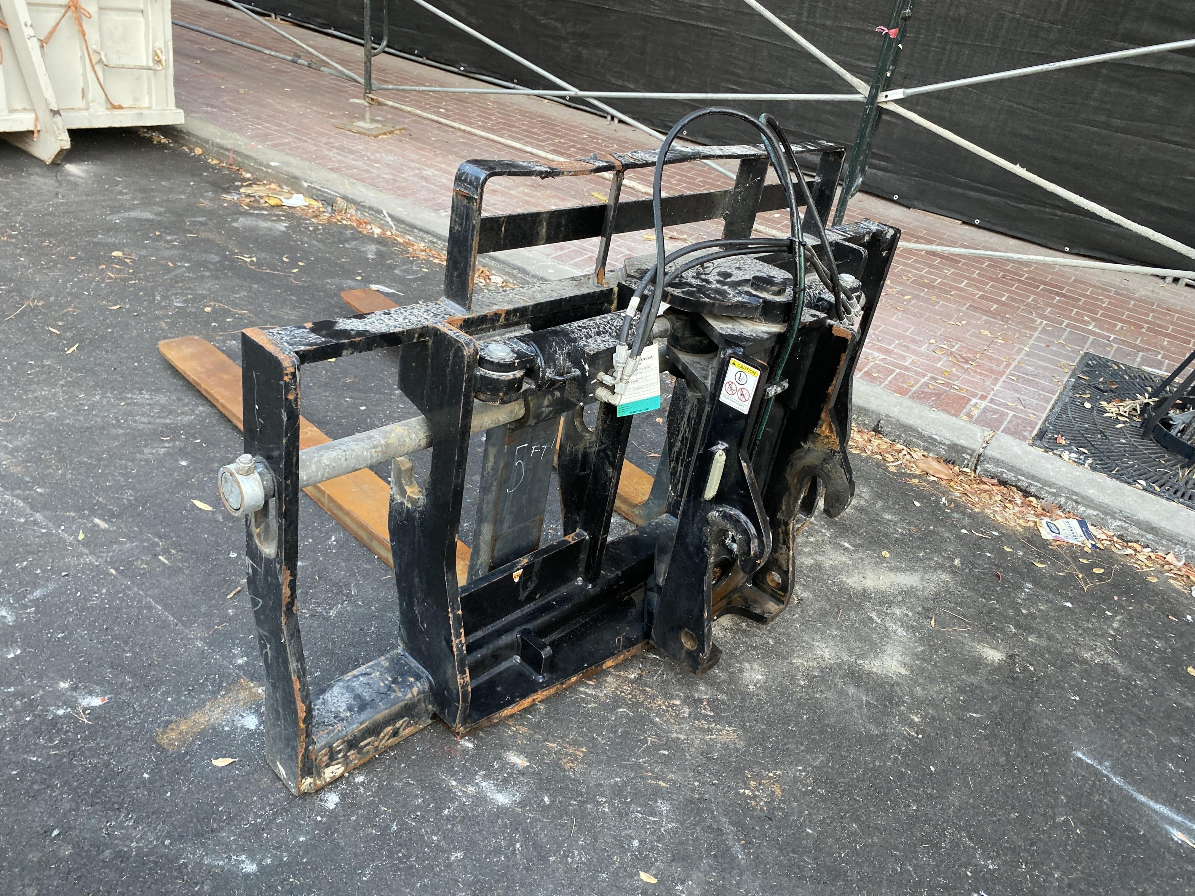 2021 JLG 72" Swing Carriage - JLG