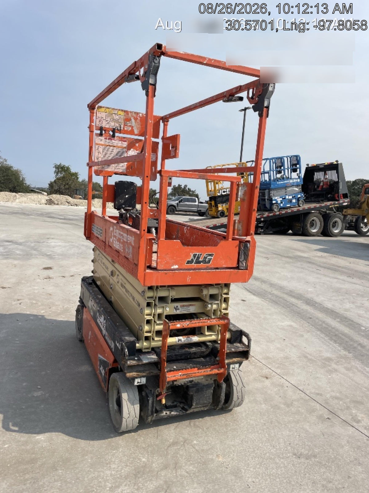 2022 JLG ES1932