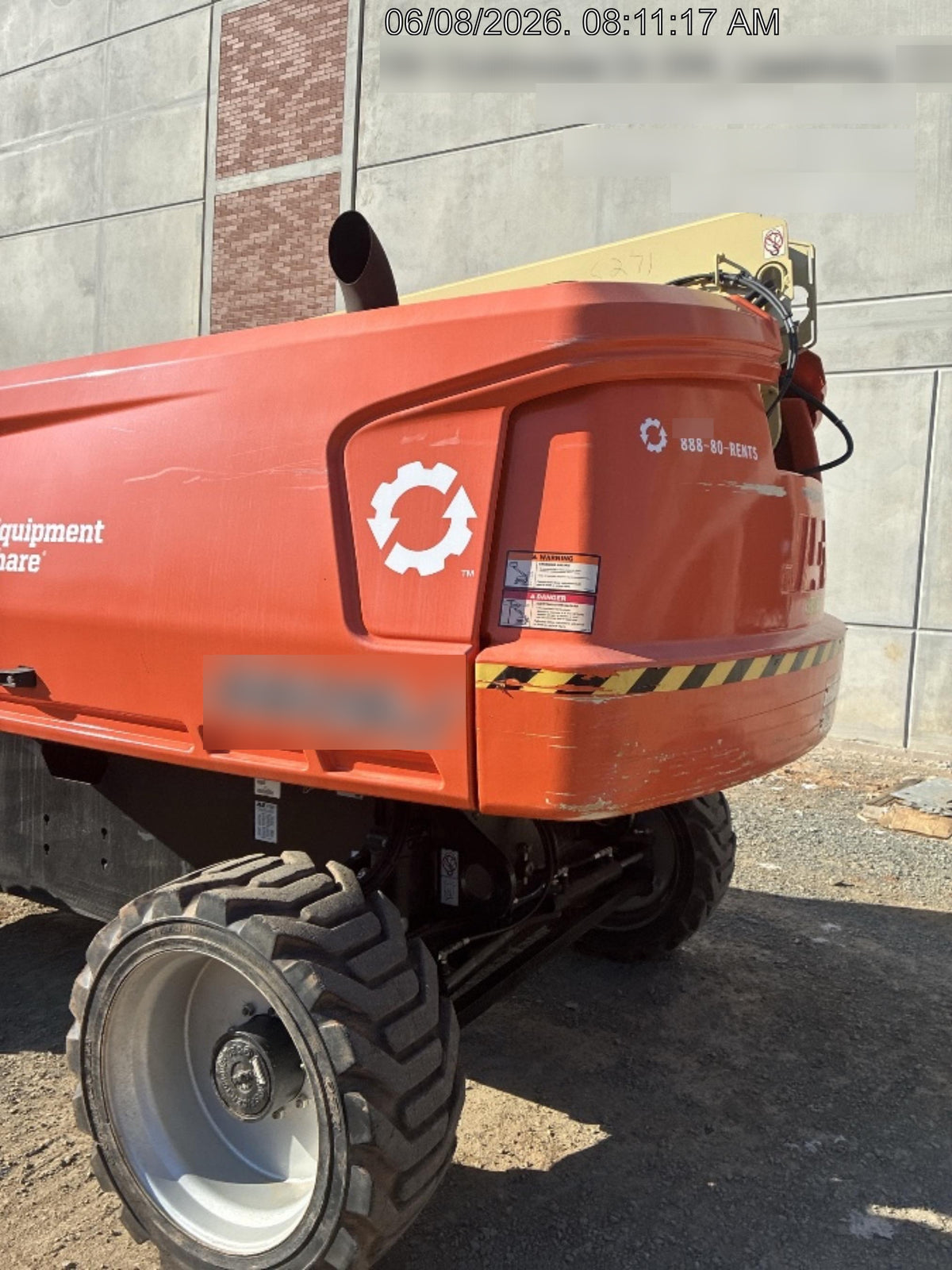 2023 JLG 660SJ