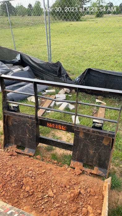 2022 ARROW MATERIAL HANDLING 48" Pallet Forks - Arrow