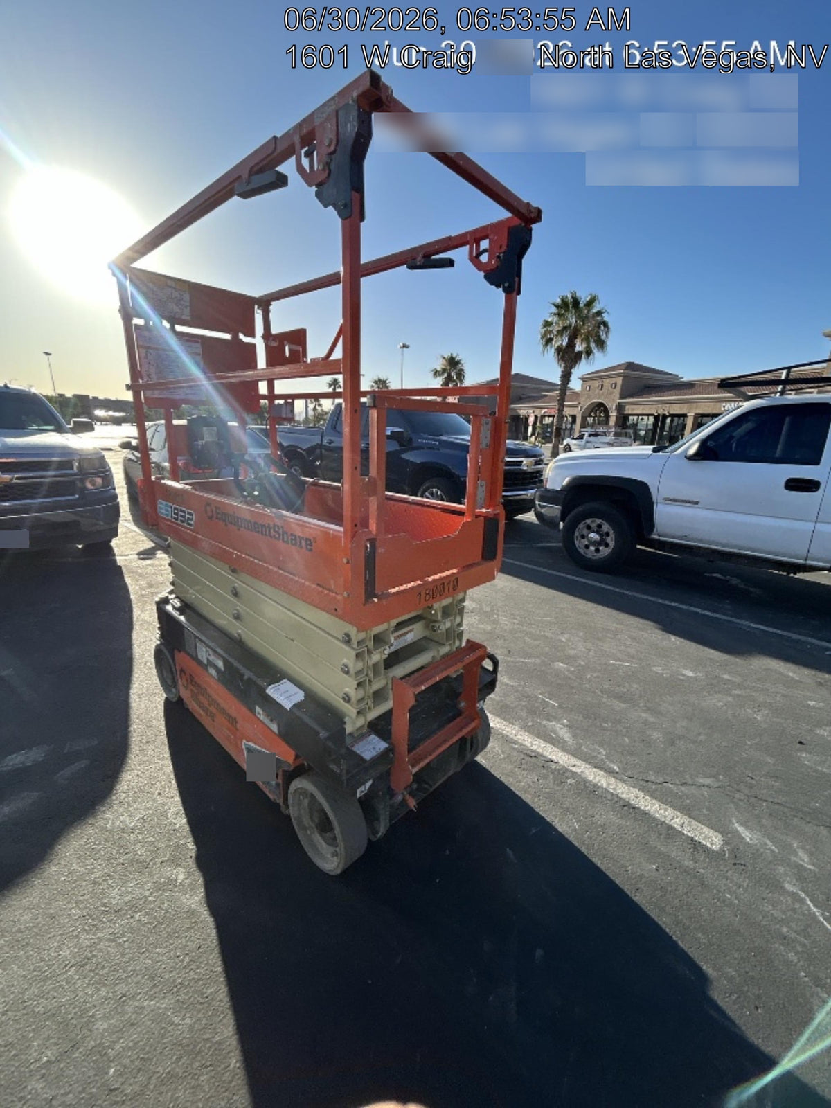 2021 JLG ES1932