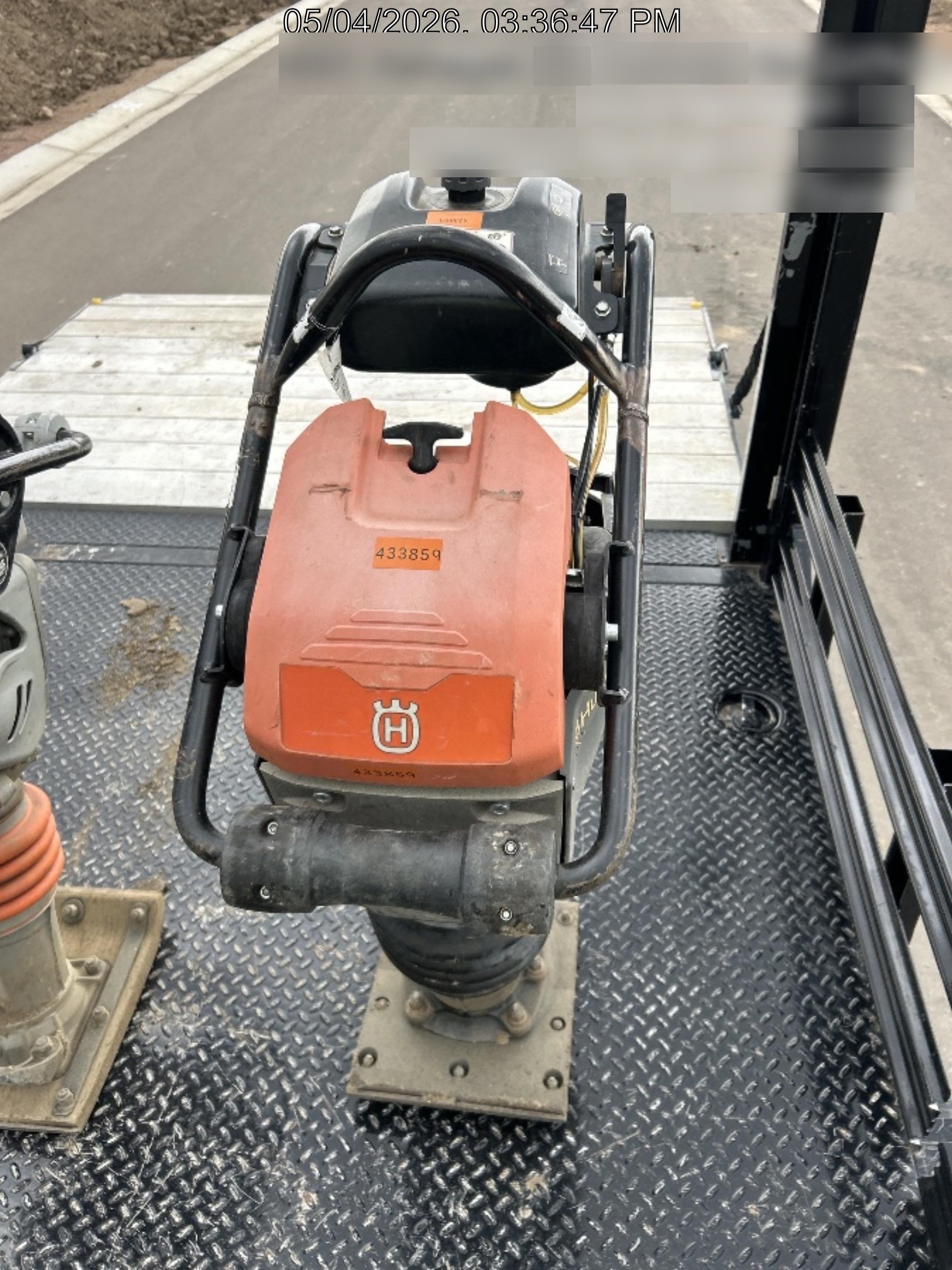 2024 HUSQVARNA LT6005
