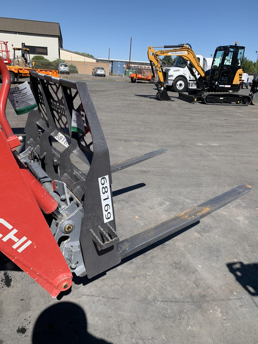 2020 PALADIN 48" Pallet Forks - Paladin