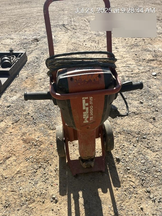 2020 HILTI TE 3000-AVR