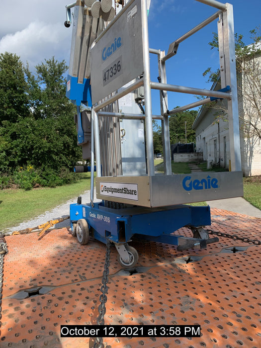 2019 GENIE AWP-30S