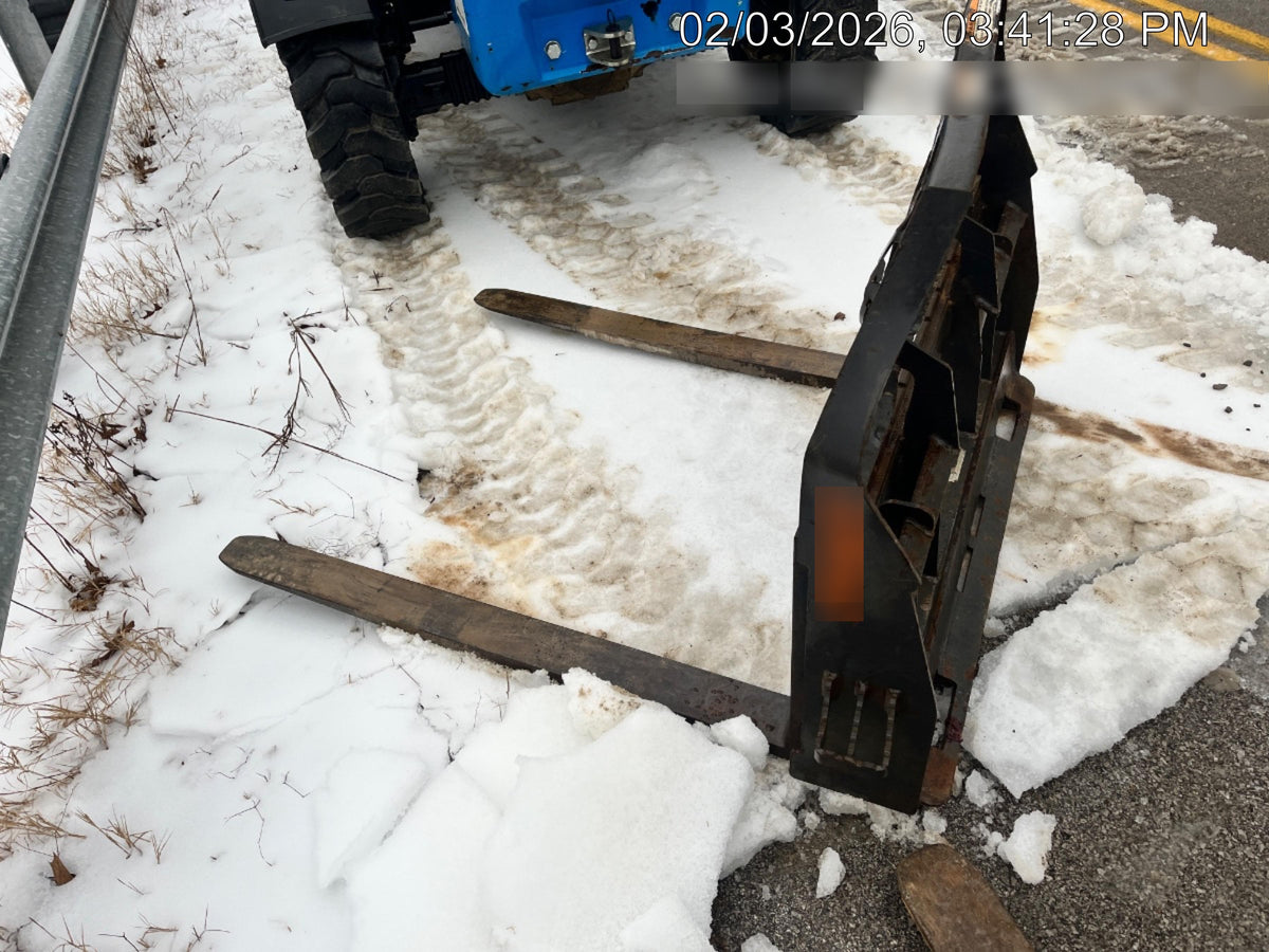 2022 PALADIN 48" Pallet Forks - Paladin