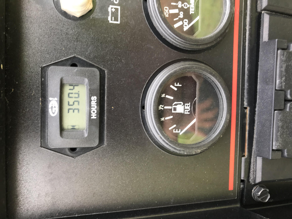 2019 Lincoln Electric Vantage 322 Welder Ready-Pak 3, Two wheel trailer, Fender and Light kit, Cable Rack