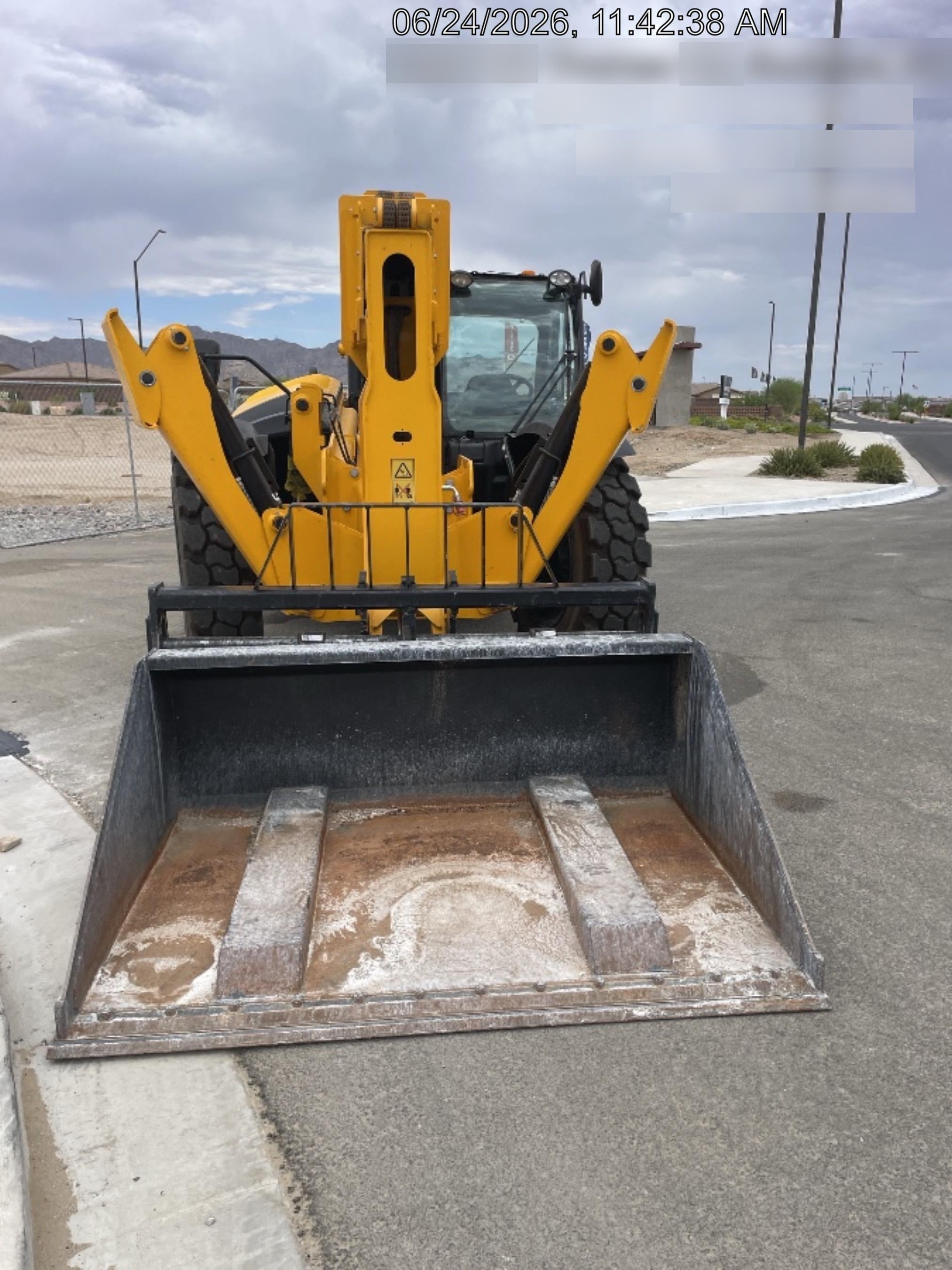 2025 JCB 512-56