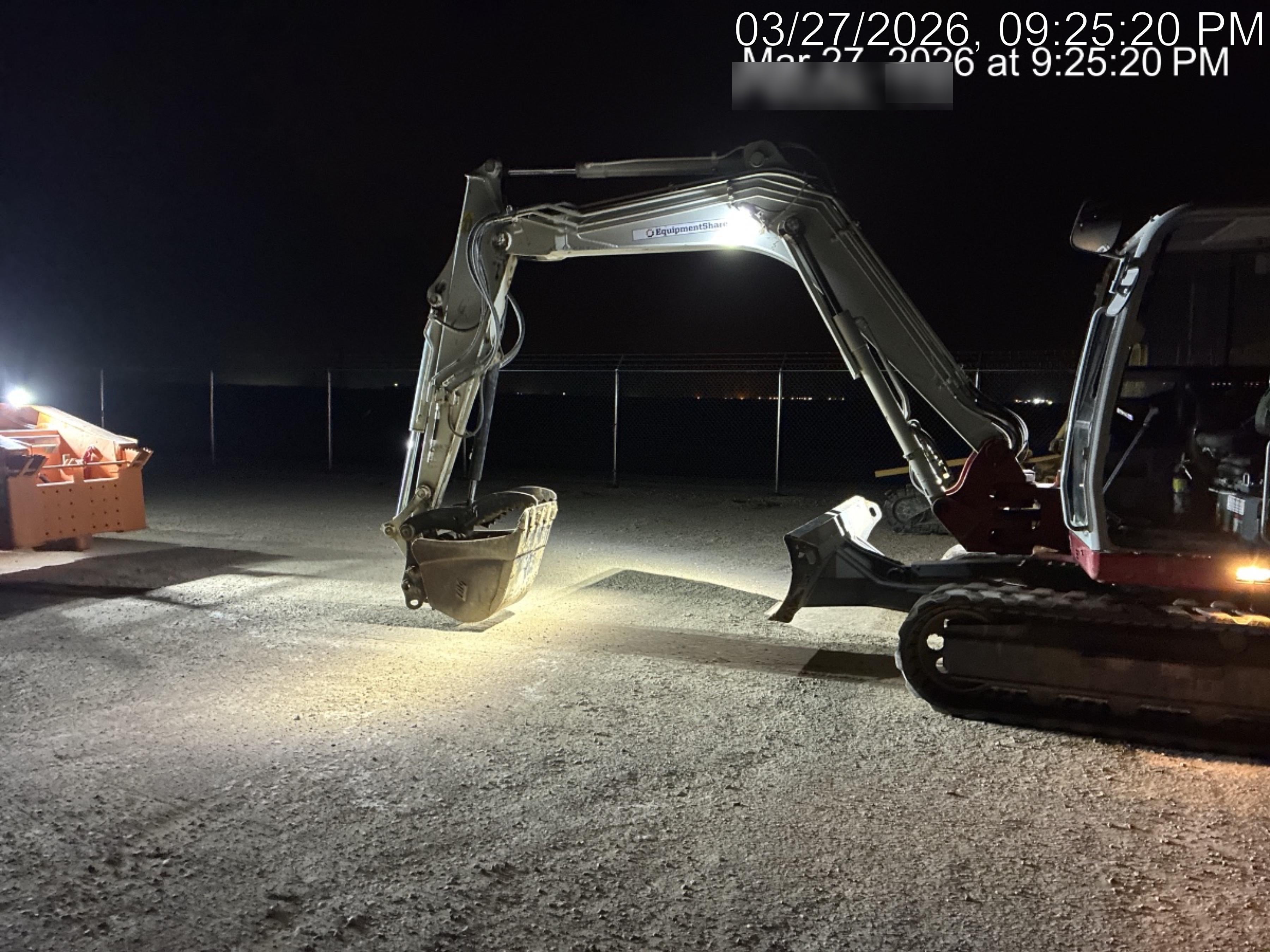 2025 TAKEUCHI 36" Bucket - Takeuchi