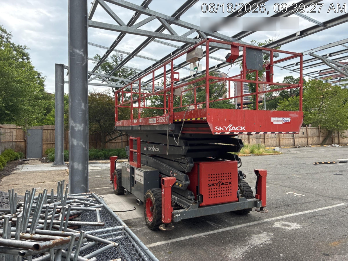 2016 SKYJACK SJ9250 RT