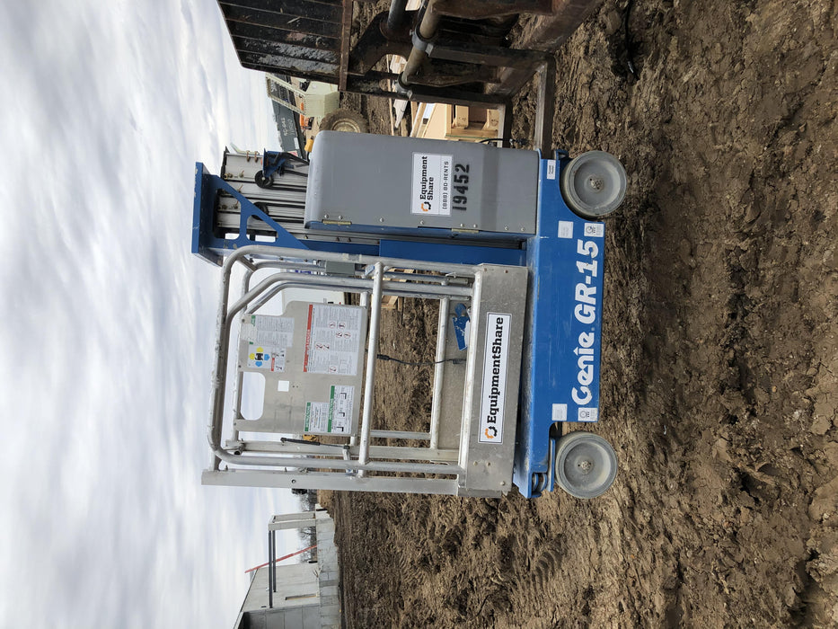 2018 GENIE GR-15