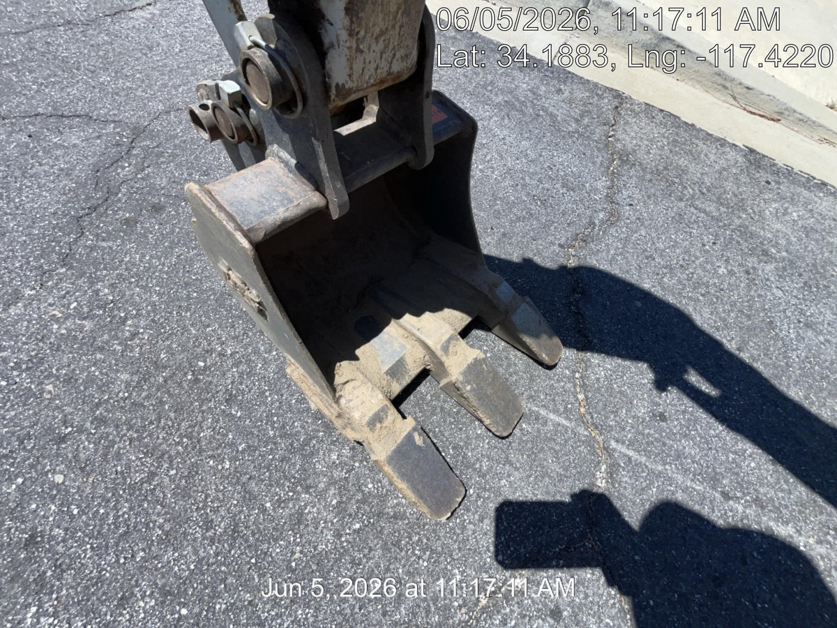 2023 TAKEUCHI TB210R