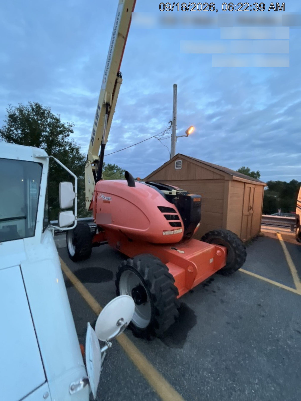 2021 JLG 600AJ