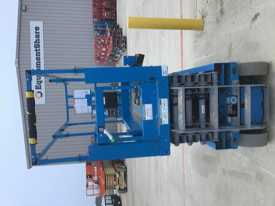 2019 Genie GS-2632 Folding rails with half height swing gate