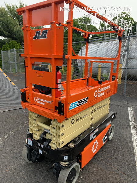 2022 JLG ES1932