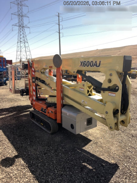 2019 JLG X600AJ