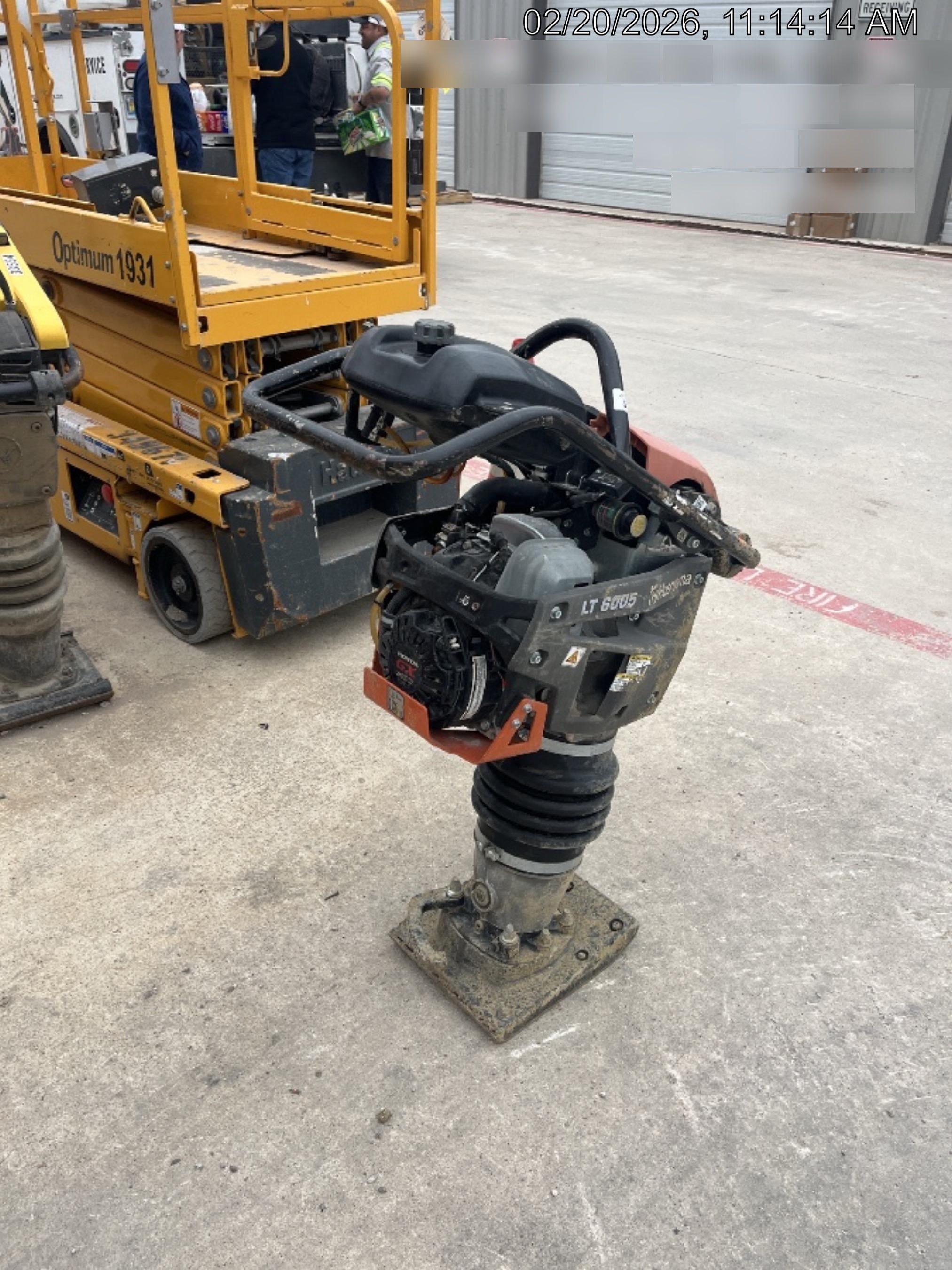 2024 HUSQVARNA LT6005