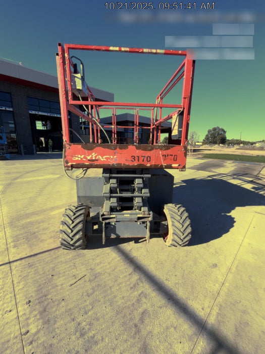 2017 SKYJACK SJ6832 RT