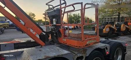 2018 JLG 660SJ