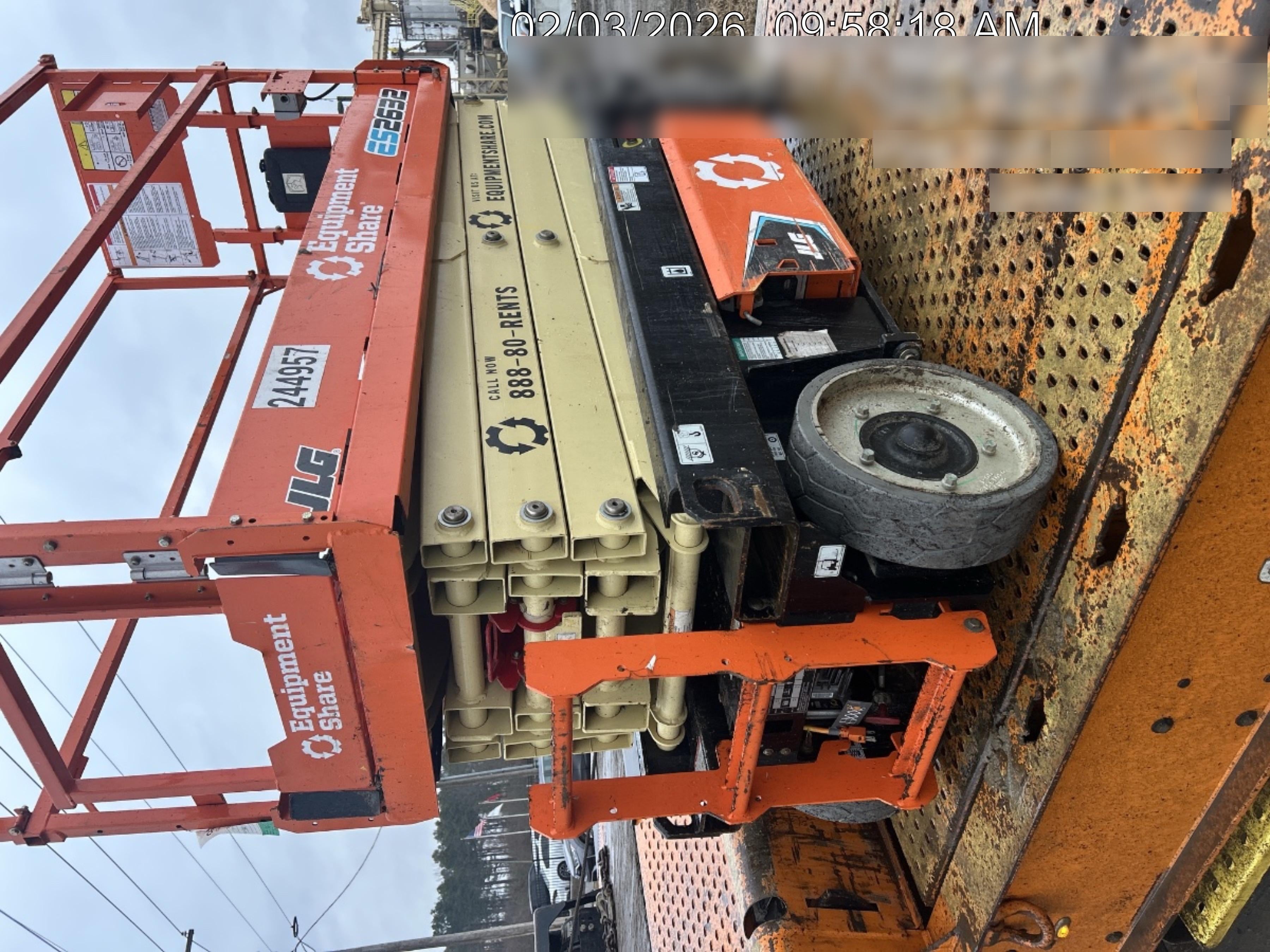 2022 JLG ES2632