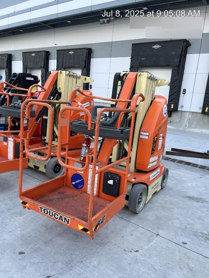 2022 JLG 26E