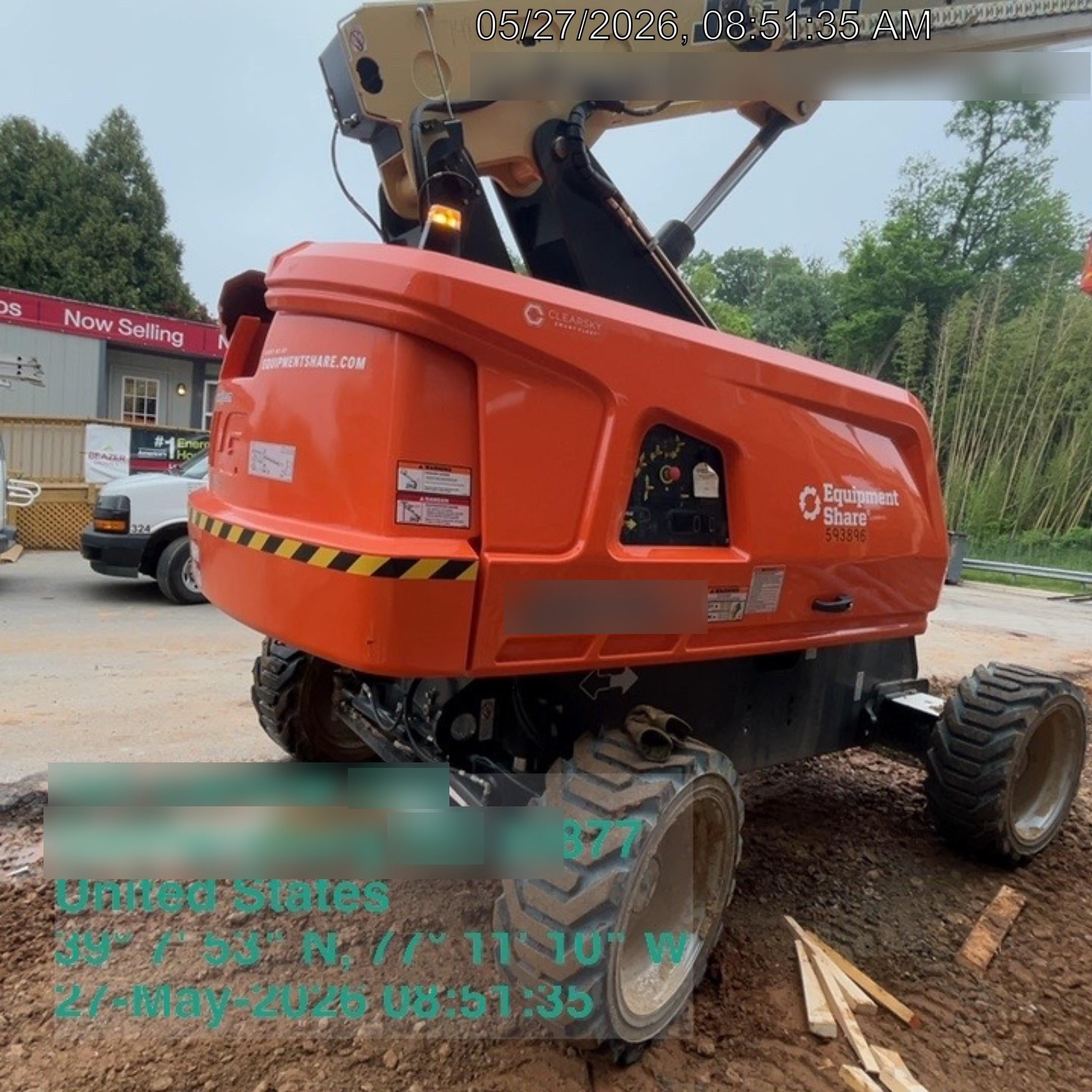 2025 JLG 660SJ