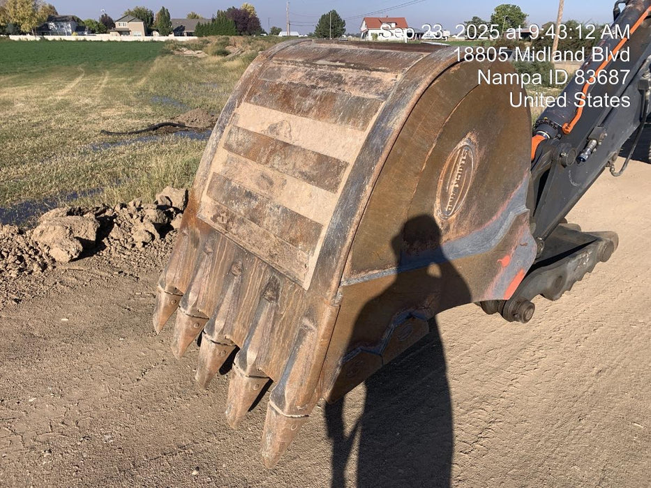 2024 STRICKLAND BT-45048