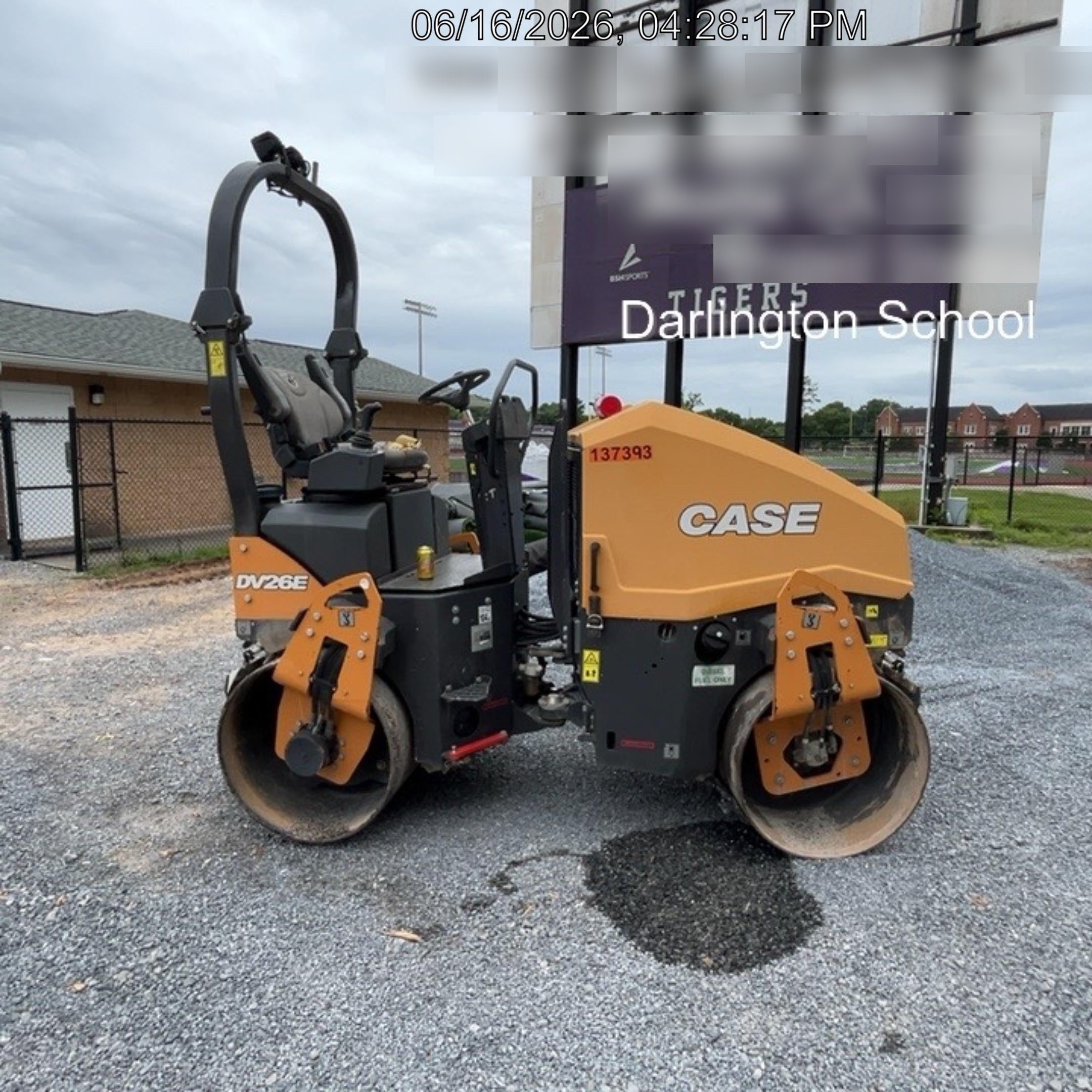 2021 CASE DV26E