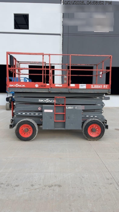 2017 SKYJACK SJ8841 RT