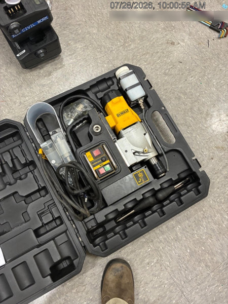 2026 DEWALT DWE1622K