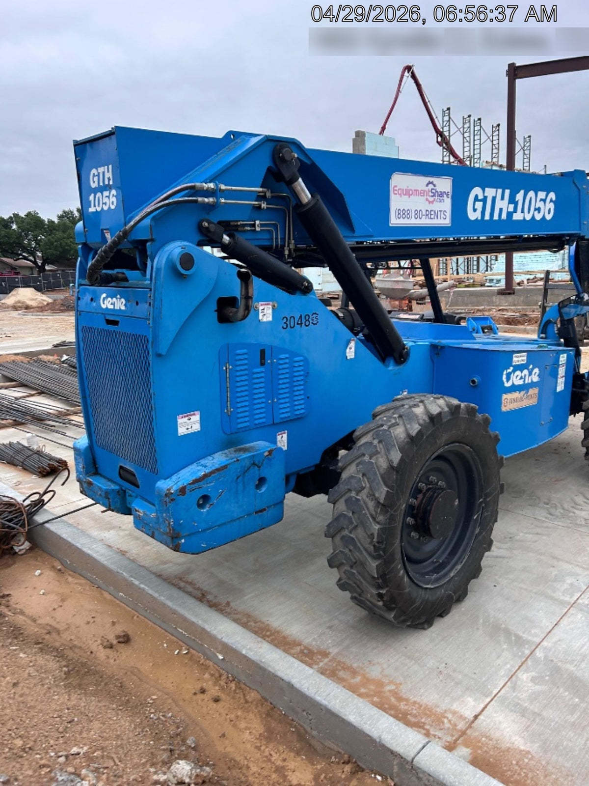 2017 GENIE GTH-1056